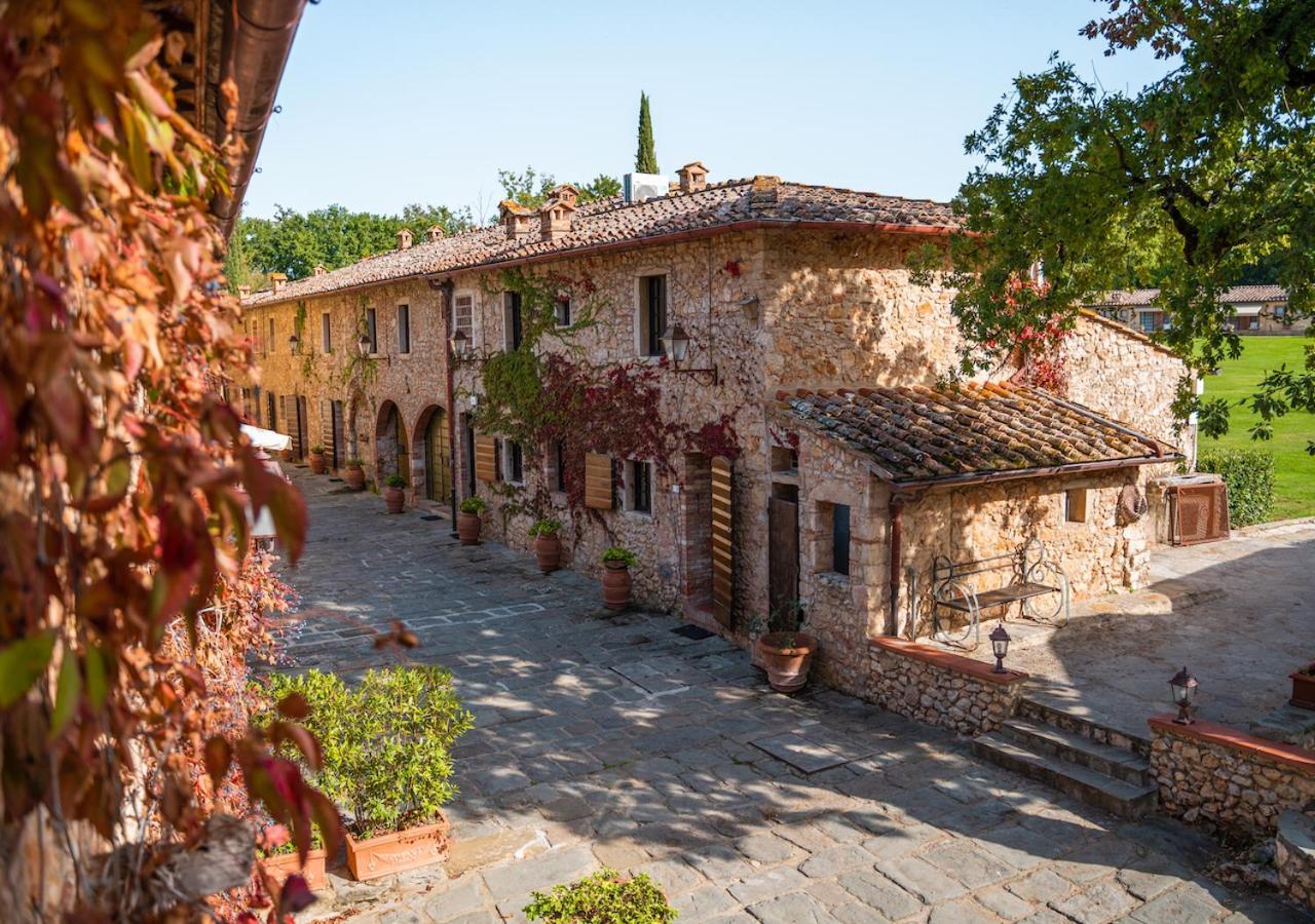 Hotel Borgo San Luigi Monteriggioni Exterior foto