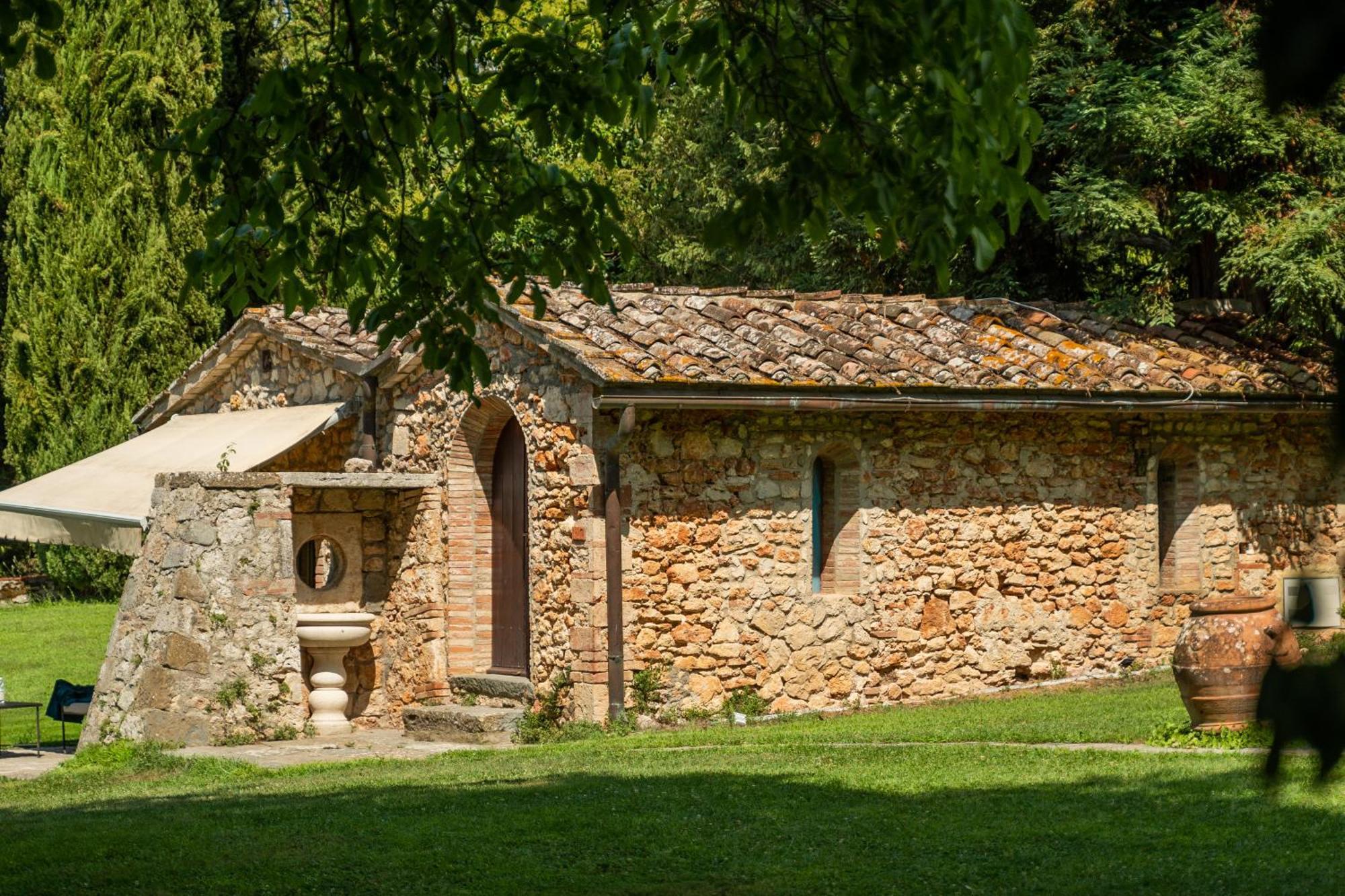 Hotel Borgo San Luigi Monteriggioni Exterior foto